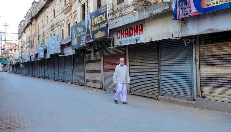 మణిపూర్‌లో 24 గంటల కర్ఫ్యూ