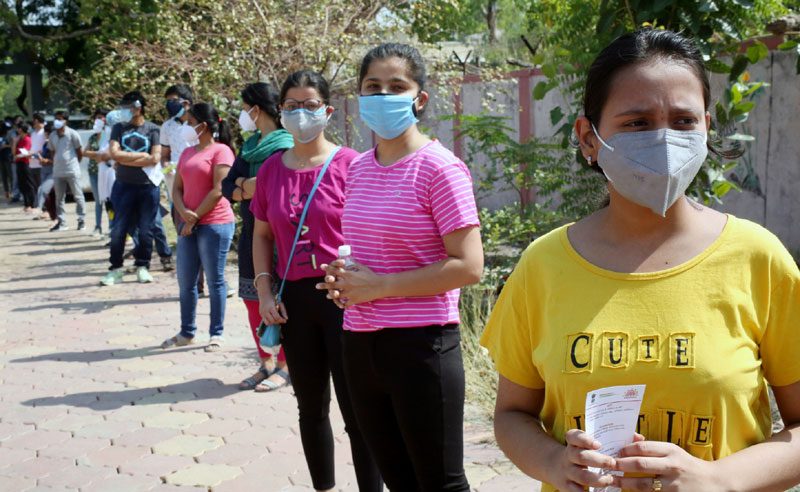 మాస్క్‌తో మరణాలు తగ్గించొచ్చు