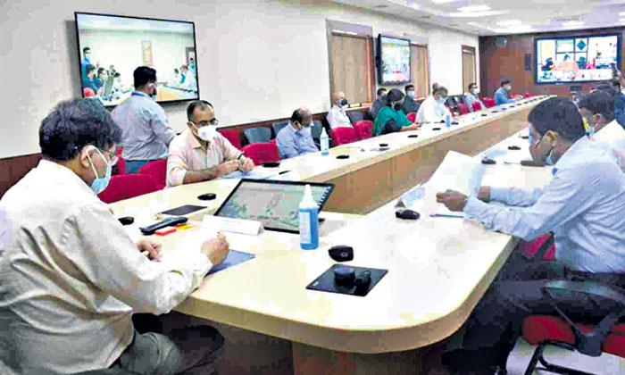 సోషల్‌ స్టాక్‌ ఎక్సేంజ్‌ అంటే ఏమిటి?