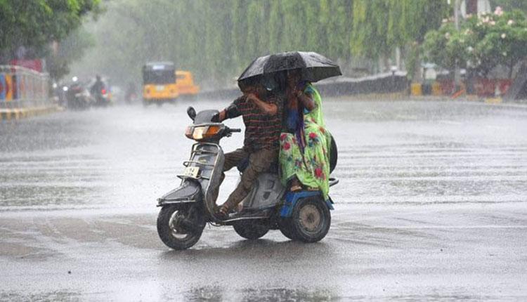 రుతుప‌వ‌నాల ప్ర‌వేశం ఈసారి ఆల‌స్యం