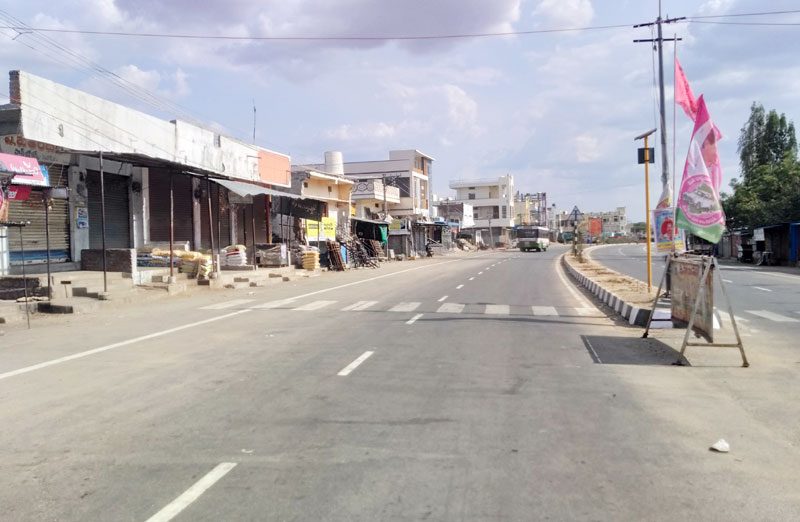 స్వచ్ఛందంగా లాక్‌డౌన్‌