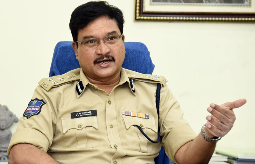 రూల్స్‌ బ్రేక్‌ చేస్తేపోలీస్‌ ఐసొలేషన్‌కే..