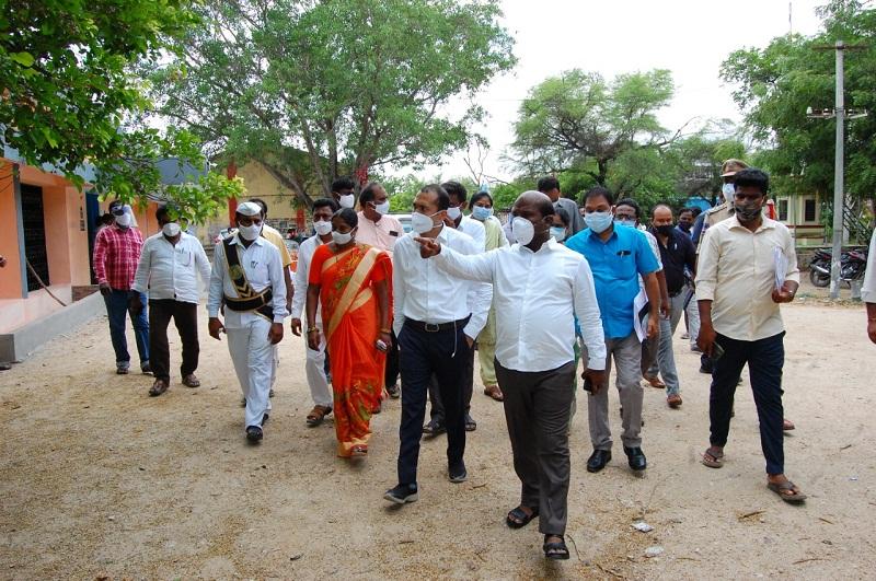 నకిరేకల్‌లో 100 పడకల ఆస్పత్రి