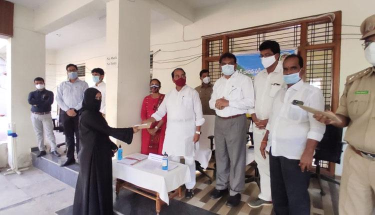 సీటీ స్కానింగ్‌ రూ.2,500