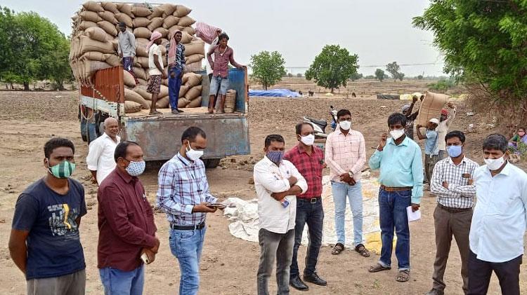 ఉపాధి పనులను సద్వినియోగం చేసుకునేలా చూడాలి