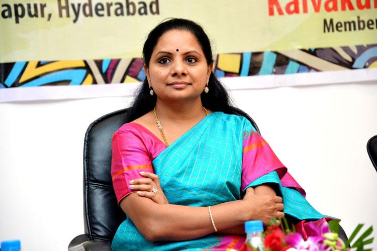 కరోనా వేళ.. సేవలు భళా!