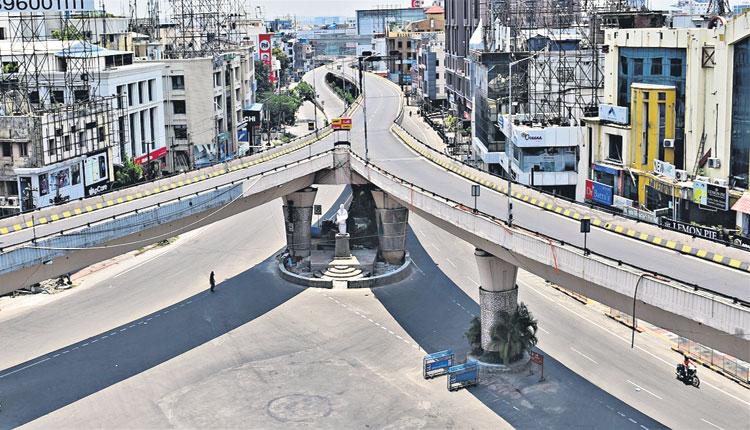 వాయు కాలుష్యం తగ్గింది..