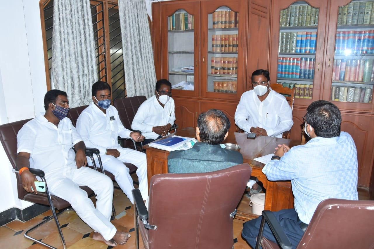 వనపర్తిలో ఆర్టీపీసీఆర్ పరీక్షా సెంటర్ : మంత్రి నిరంజన్ రెడ్డి