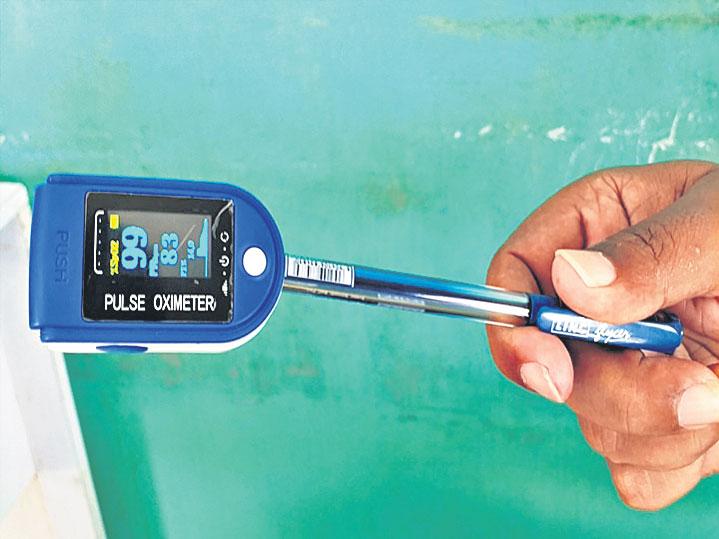 పెన్నులకూ హార్ట్‌బీట్‌.. ఆక్సీమీటర్లు మోసమా?