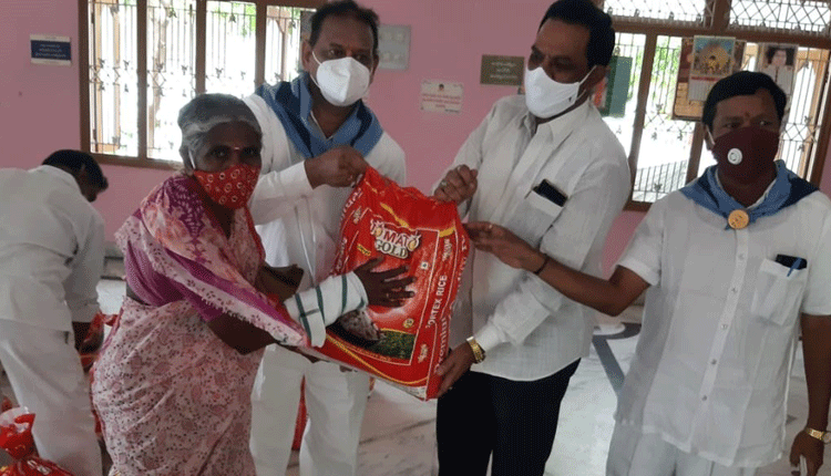 పేదల ఆకలి తీర్చడం అభినందనీయం