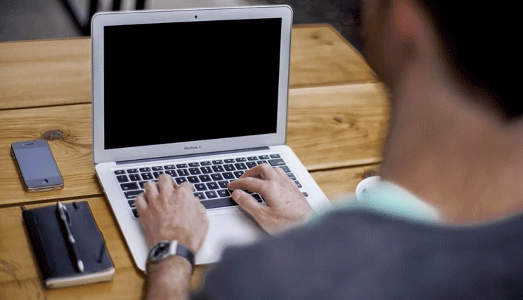 పవర్ గ్రిడ్‌లో డిప్లొమా ట్రెయినీలు