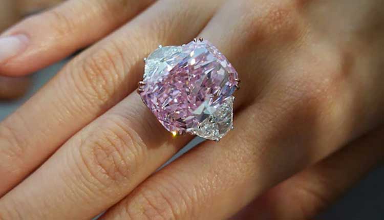 ఆ వ‌జ్రం ధ‌ర ఎంతో తెలుసా..?