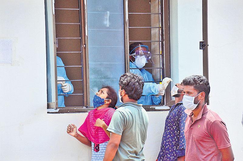 జ్వర సర్వే, లాక్‌డౌన్‌ ఫలితం కరోనా తగ్గుముఖం