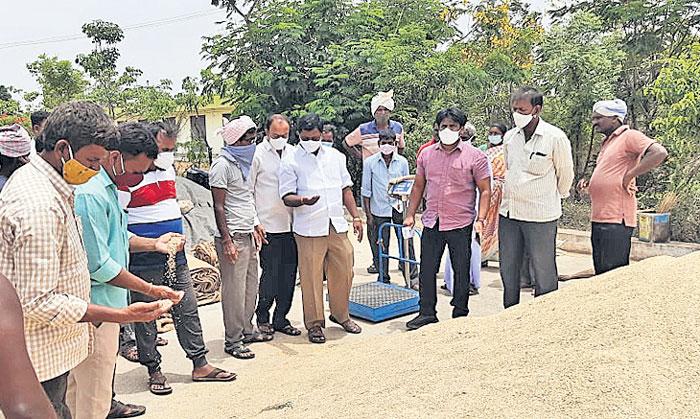 రైతులు మద్దతు ధర పొందాలి