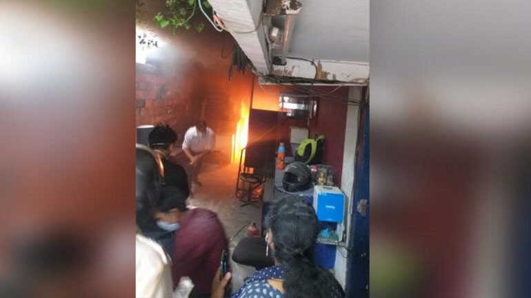 ఆర్టీపీసీఆర్ టెస్టుల ల్యాబ్లో అగ్నిప్రమాదం
