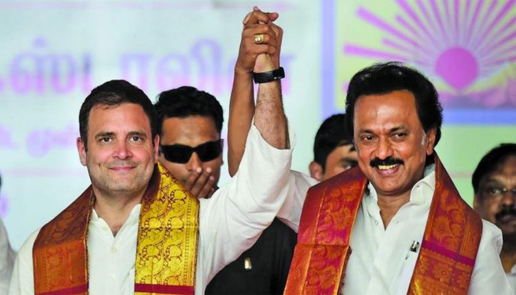 డీఎంకే చీఫ్‌ స్టాలిన్‌కు రాహుల్‌ గాంధీ అభినందనలు