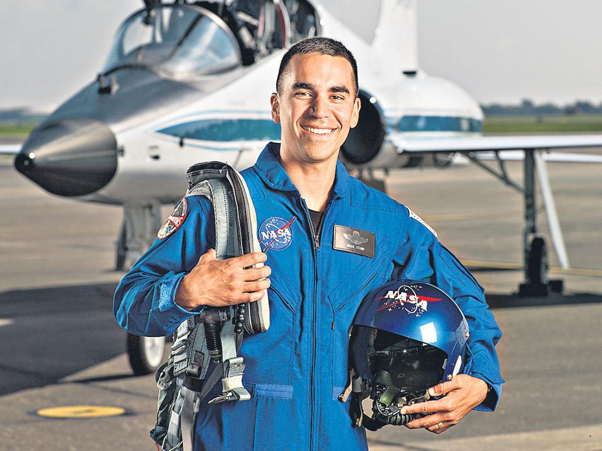 అంతరిక్షయాత్రకు తెలంగాణ బిడ్డ సారథ్యం