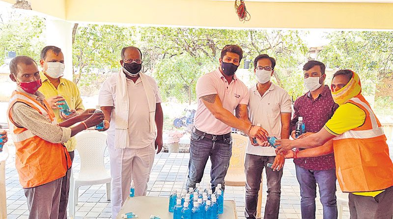 కరోనాపై అప్రమత్తంగా ఉండాలి