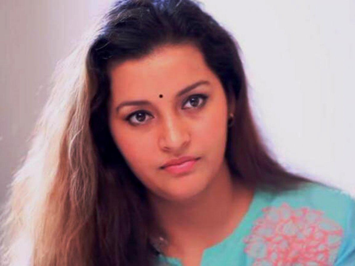 రేణు దేశాయ్ ఆగ్ర‌హం.. ఎందుకంటే?!