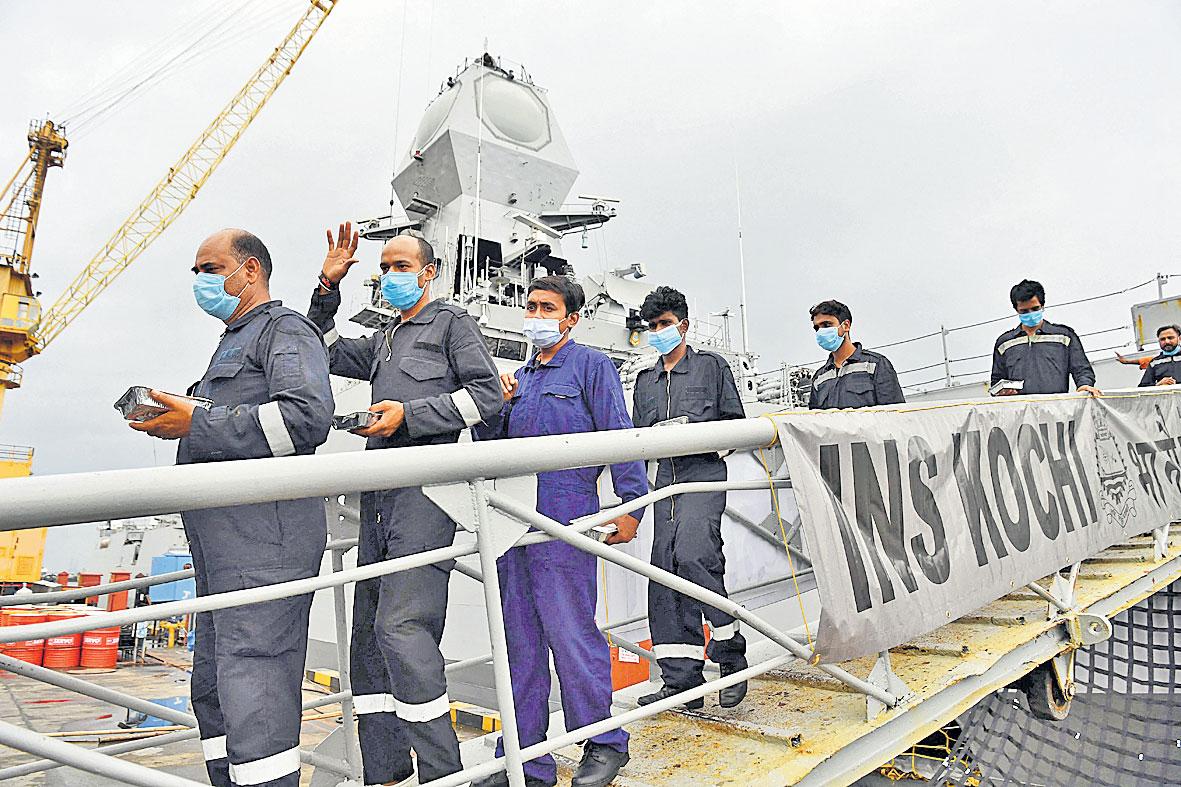 26 మంది జలసమాధి