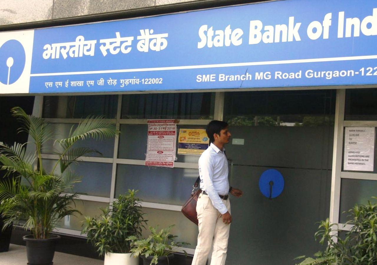 క‌రోనా వేళ క‌స్ట‌మ‌ర్ల‌కు ఎస్బీఐ రిలీఫ్‌.. అదేంటంటే!!