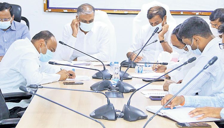 కొవిడ్‌ నియంత్రణకు ఇంటింటా సర్వే