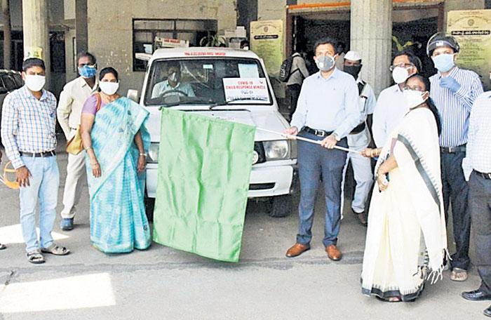 కరోనా బాధితుల పిల్లలకు హెల్ప్‌లైన్‌