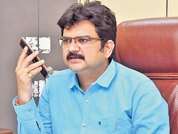 ధాన్యం కొనుగోళ్ల వేగం పెంచాలి