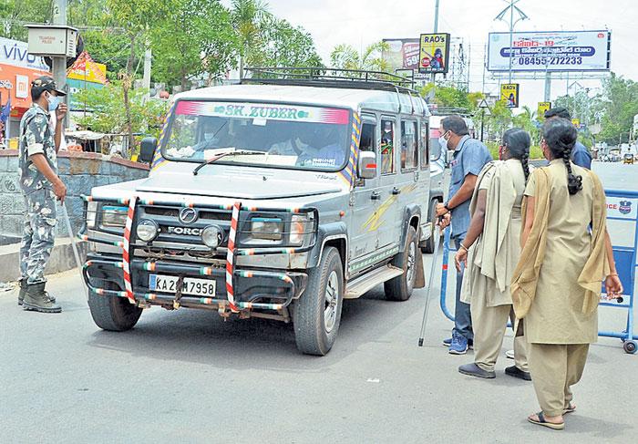 పకడ్బందీగా లాక్‌డౌన్‌