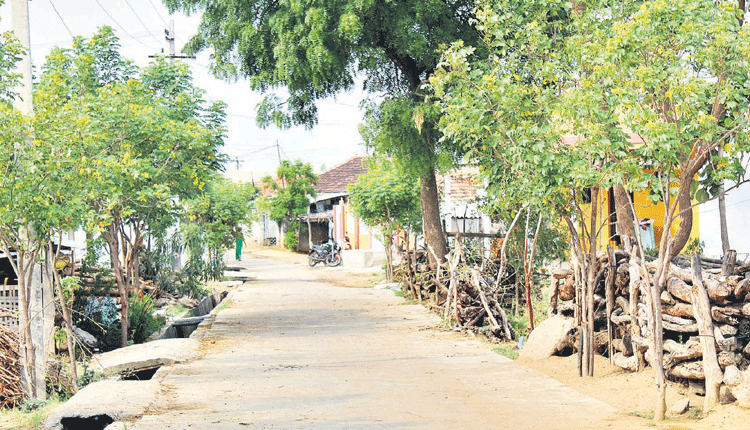 ఆ పల్లెల్లో కరోనా నిల్లు..