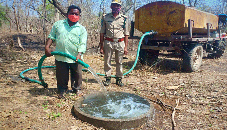 జీవాలకు జలం