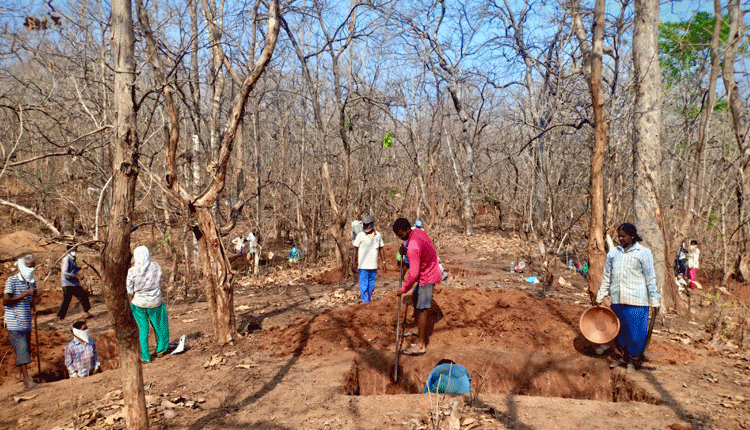 ఆపత్కాలంలో అండగా ‘ఉపాధి’