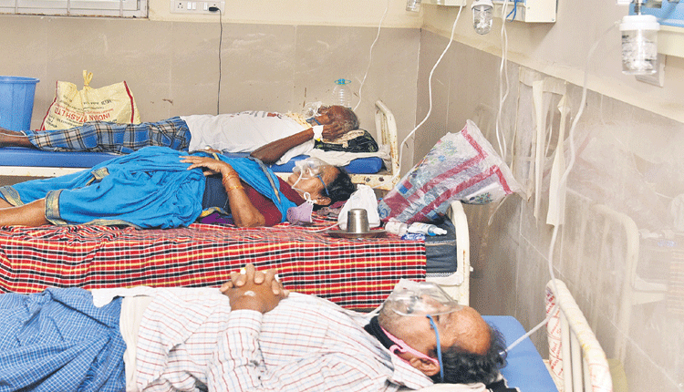 ఒక్కో కరోనా రోగిపై లక్షకుపైనే  ఖర్చు