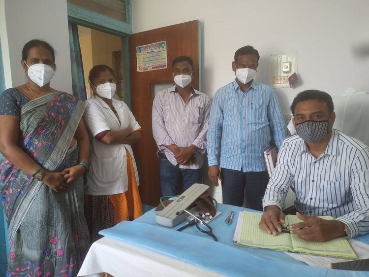 కరోనాతో ప్రజలు అప్రమత్తంగా ఉండాలి