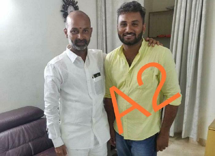 బీజేపీ నాయకుల బ్లాక్‌ దందా