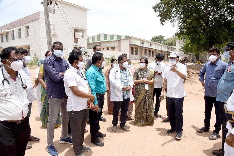 సీటీ స్కాన్‌ ఏర్పాటు పనులు వేగవంతం చేయాలి