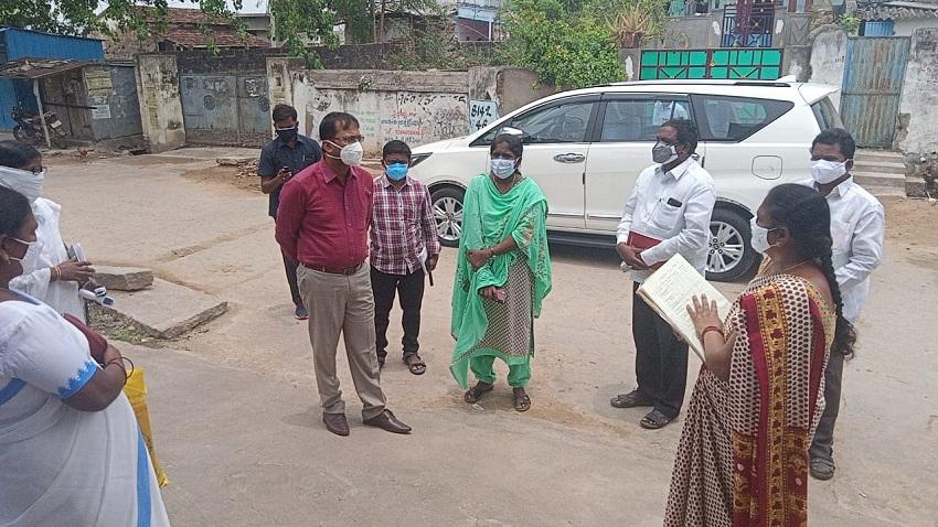 లక్షణాలున్న వారందరికీ పరీక్షలు చేయాలి