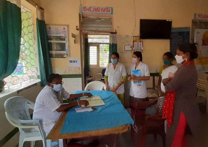ప్రాథమిక ఆరోగ్య కేంద్రాల తనిఖీ
