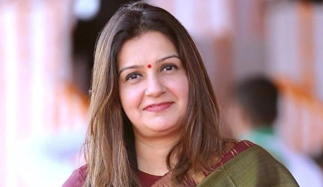 కరోనా వ్యాప్తికేనా ధర్నాలు.. బీజేపీ తీరుపై శివసేన ఎంపీ ఫైర్