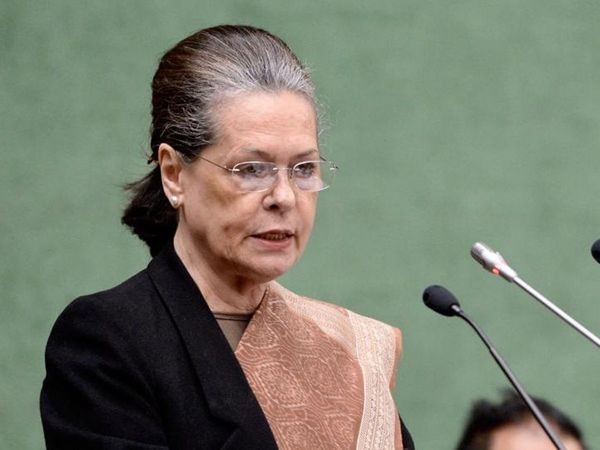 క‌రోనా నుంచి ప్ర‌జ‌లను కాపాడ‌టంలో మోదీ స‌ర్కార్ విఫ‌లం : సోనియా గాంధీ