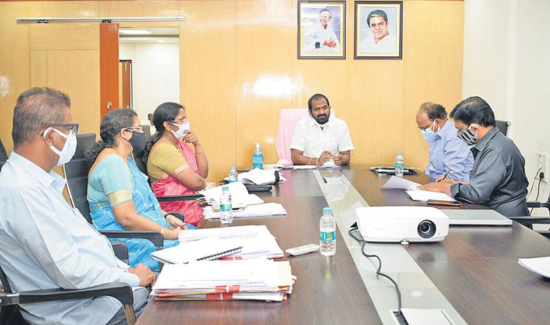 ప్లేయర్లకు కరోనా వ్యాక్సినేషన్