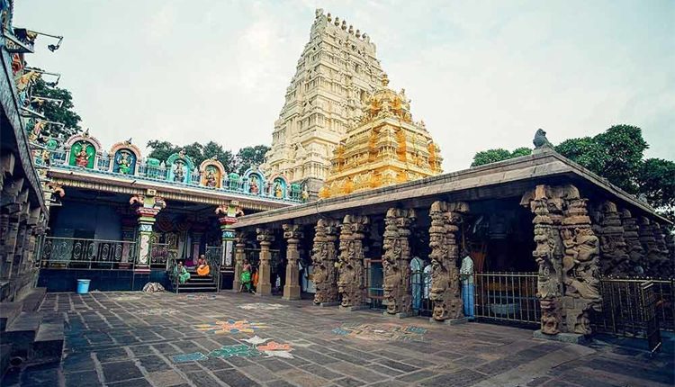 కరోనా ఎఫెక్ట్‌.. శ్రీశైలంలో కళ్యాణకట్ట మూసివేత