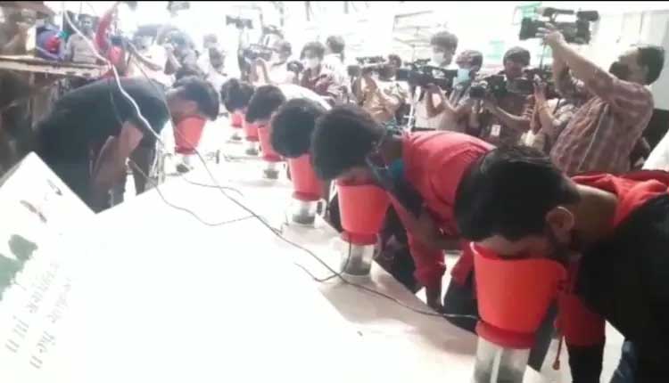 బ‌హిరంగ ప్ర‌దేశాల్లో ఆవిరి మంచిది కాదు..!