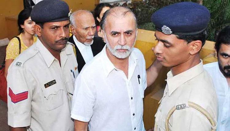 అత్యాచారం కేసులో త‌రుణ్ తేజ్‌పాల్‌కు విముక్తి