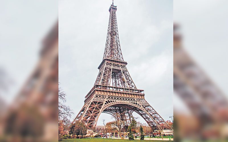 ఈఫిల్‌ టవర్‌”పెరిగే’ పవర్‌!