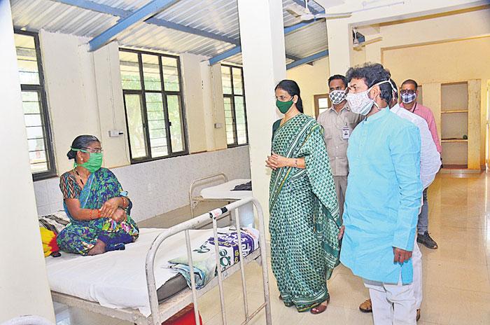 కొవిడ్‌ చికిత్సకు సిద్ధమవుతున్న టీబీ దవాఖాన