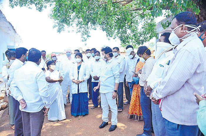 600పాజిటివ్ కేసులు అబద్ధం