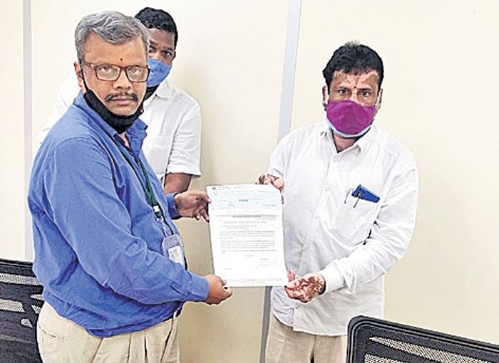 గ్రంథాలయాల అభివృద్ధికి సహకరించాలి