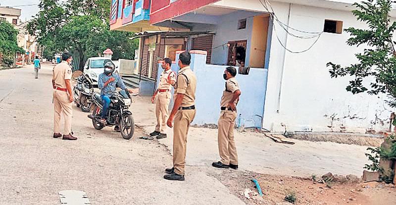 పకడ్బందీగా లాక్‌డౌన్‌