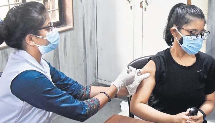 జూన్‌ 15 నాటికి రాష్ట్రాలకు 5.86 కోట్ల డోసులు